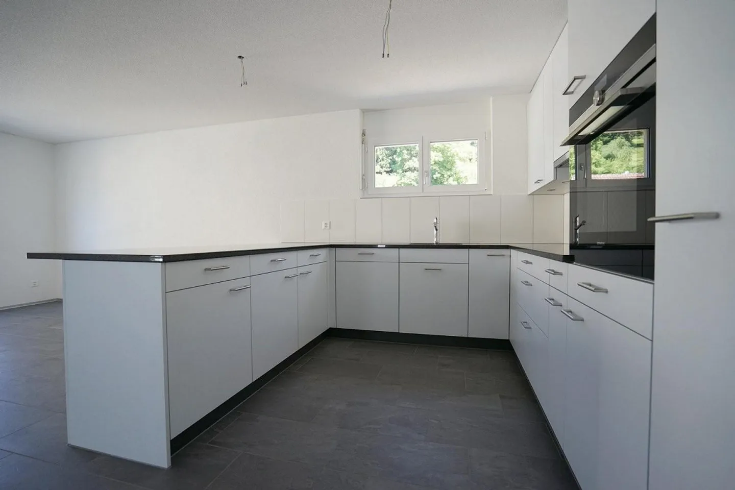 Your new home in the beautiful Amseltal in Lyss - Photo 2 of 9
