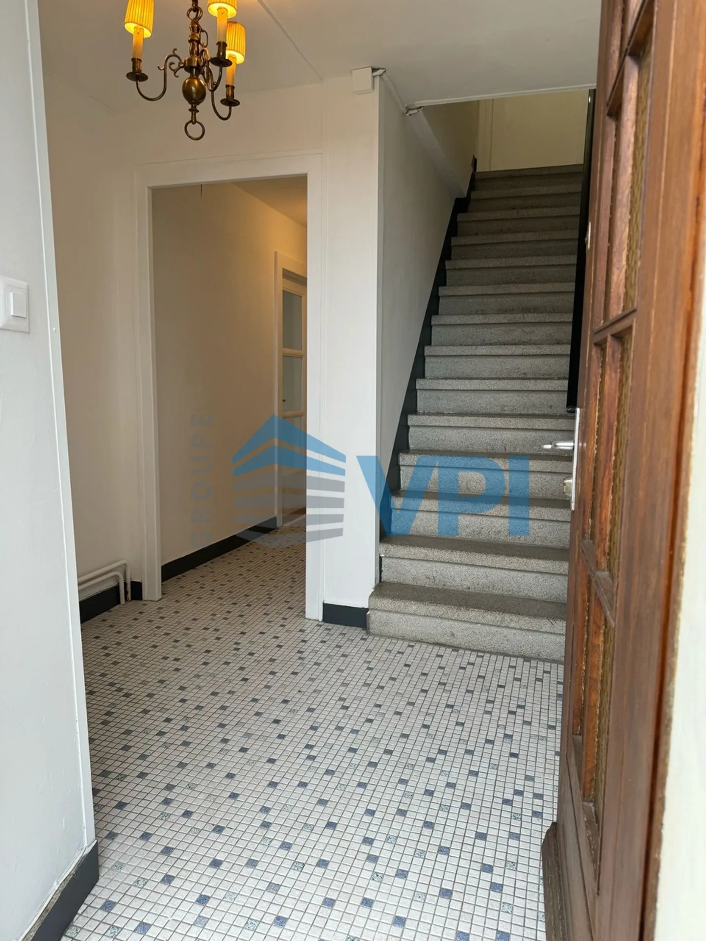 Single house for rent - Photo 3 of 13