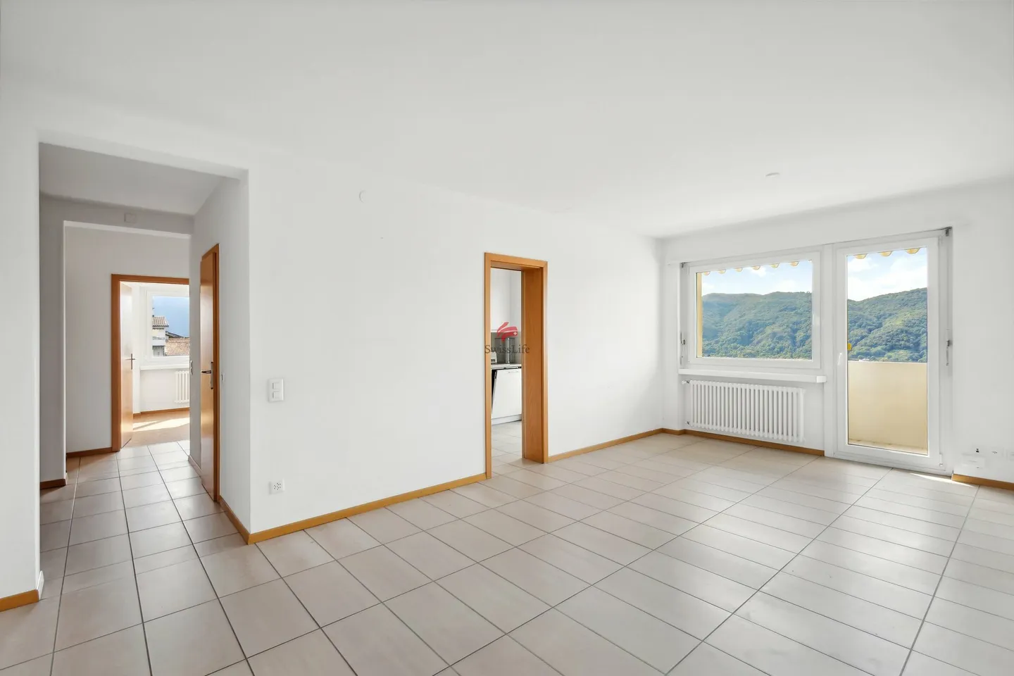 Tranquility and comfort just steps from Chiasso - Photo 1 of 10