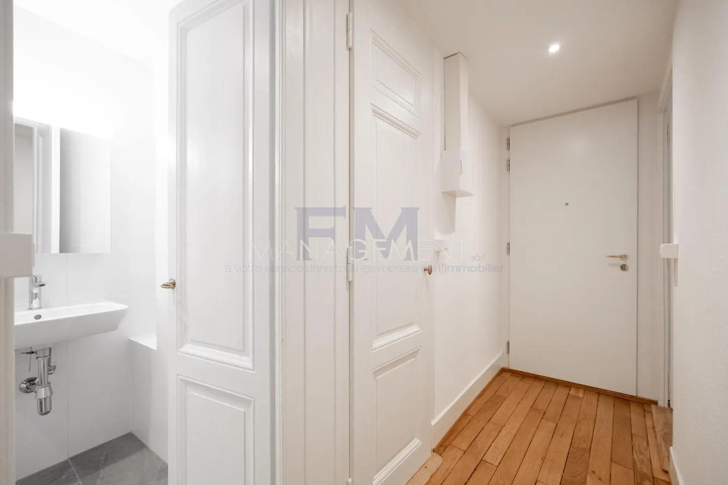Pâquis, rue de Monthoux, 2 stanze al 3° piano, ca. 31m2 - Foto 8 di 13