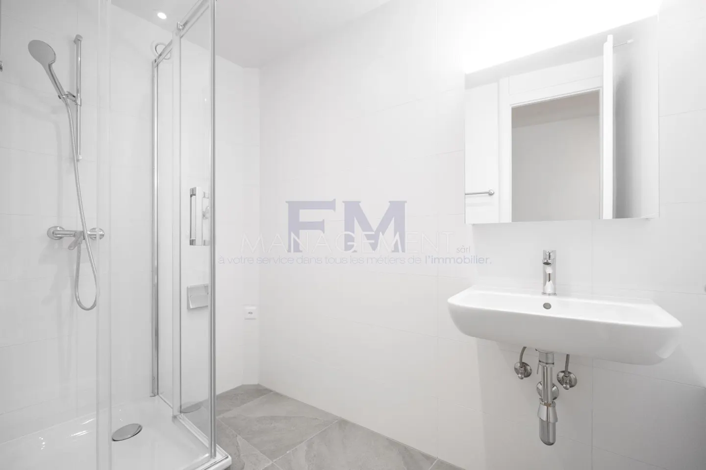 Pâquis, rue de Monthoux, 2 stanze al 3° piano, ca. 31m2 - Foto 9 di 13