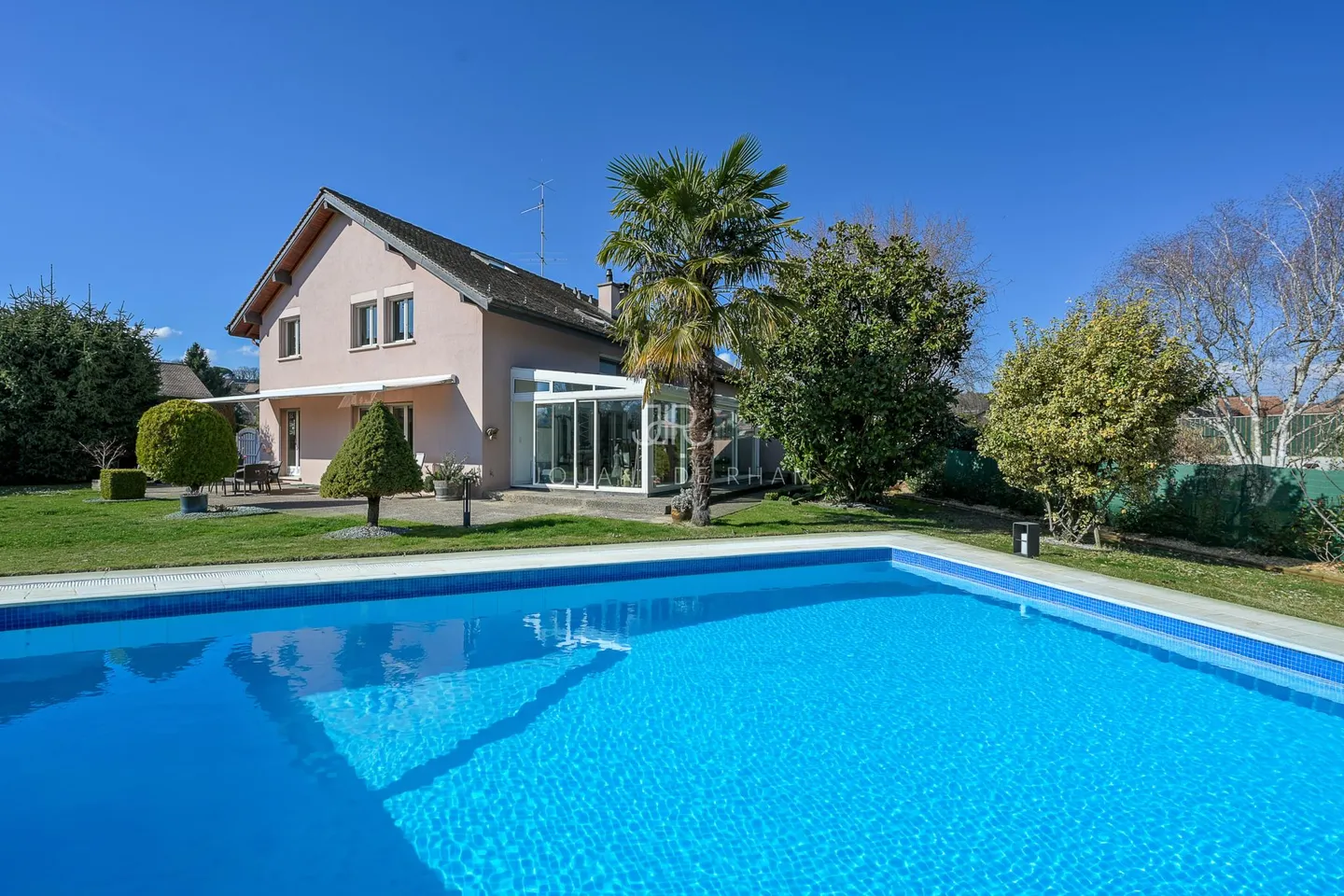 Charming semi-detached house in Crans with swimming pool - Photo 1 of 8