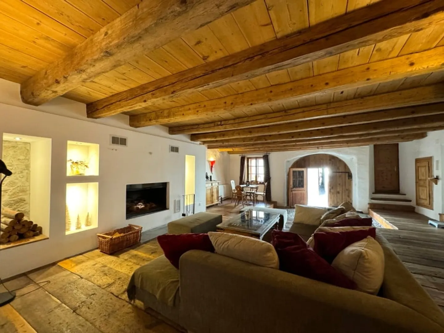 Rêve de maison engadinoise avec histoire, charme et grand potentiel - Photo 3 sur 12