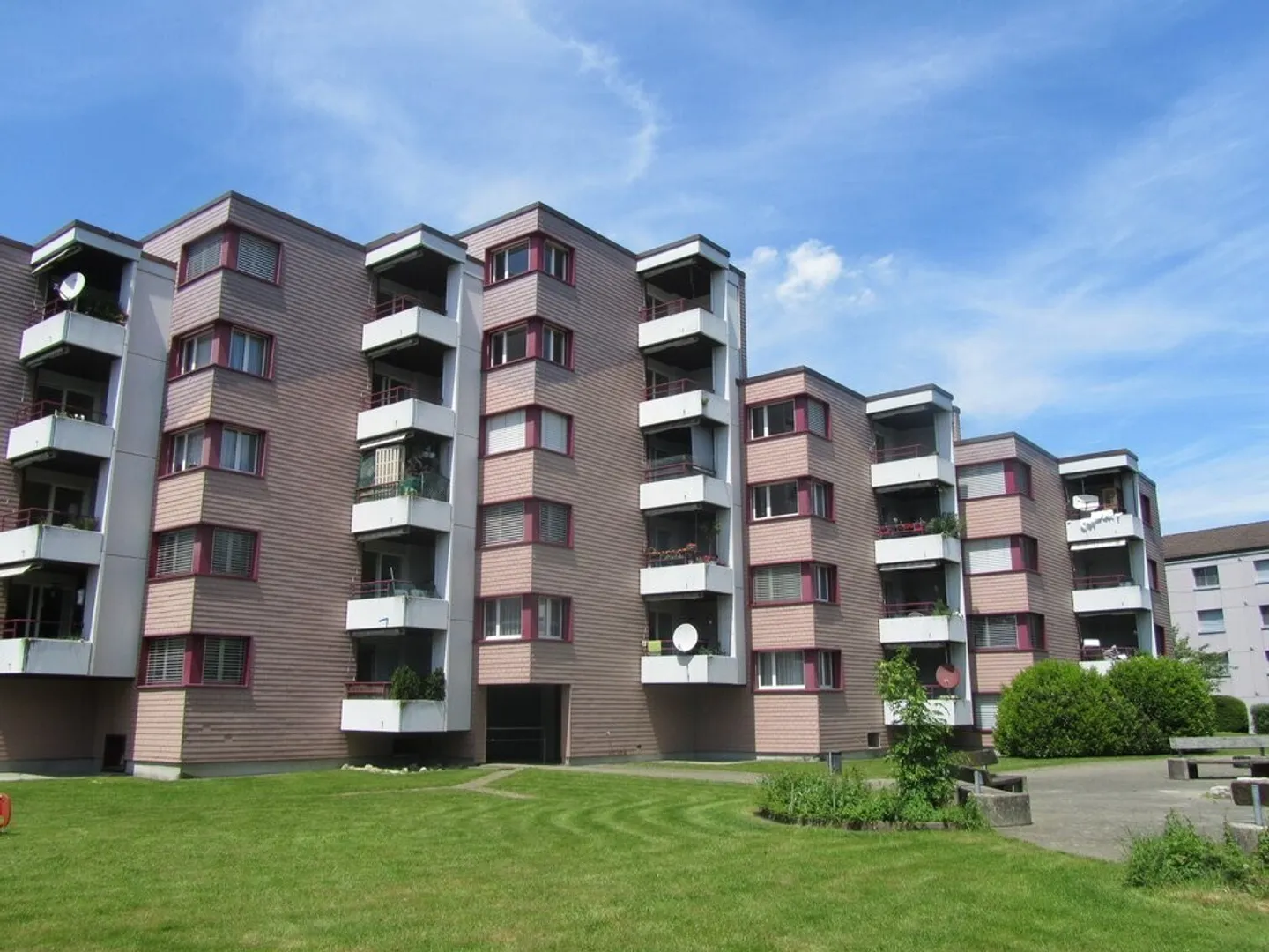 Double parking space for rent in Fislisbach - Photo 1 of 1