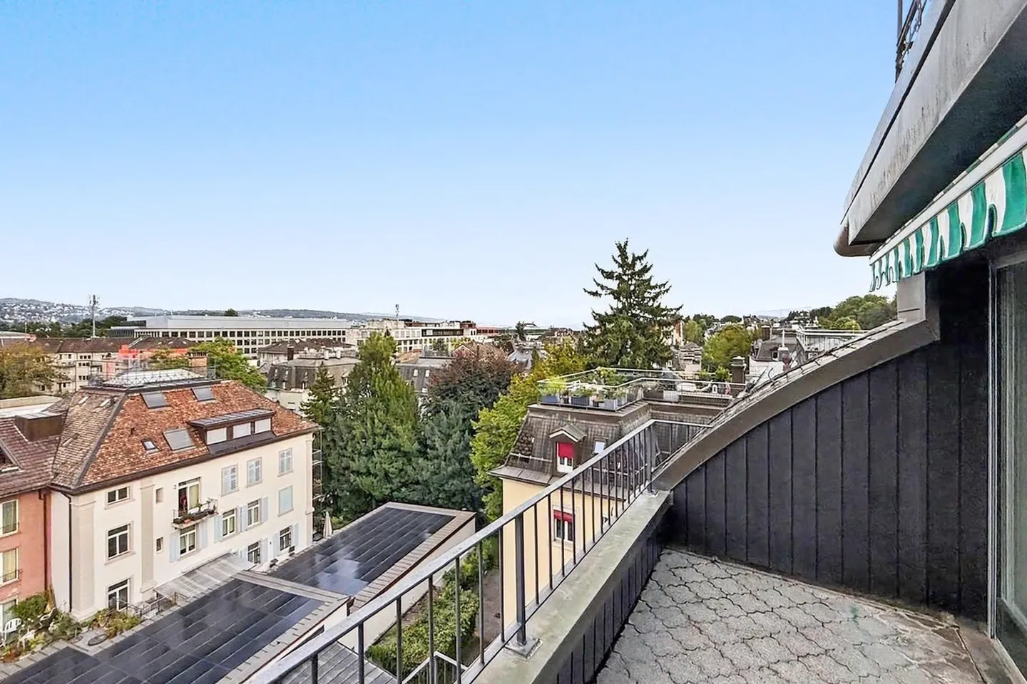 Exklusive Stadtwohnung mit Terrasse - Foto 2 von 12