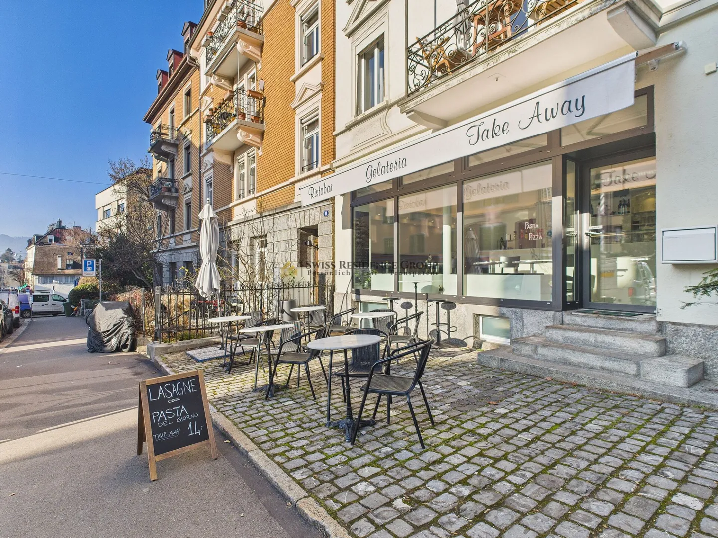 Ready-to-use gastronomy space with terrace in excellent Zurich location - Photo 1 of 12