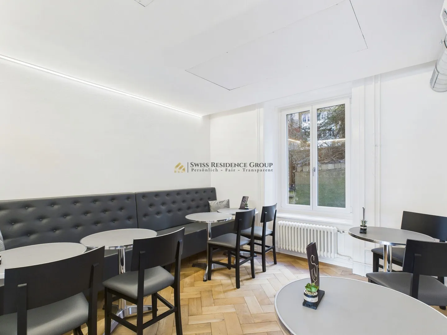 Ready-to-use gastronomy space with terrace in excellent Zurich location - Photo 5 of 12