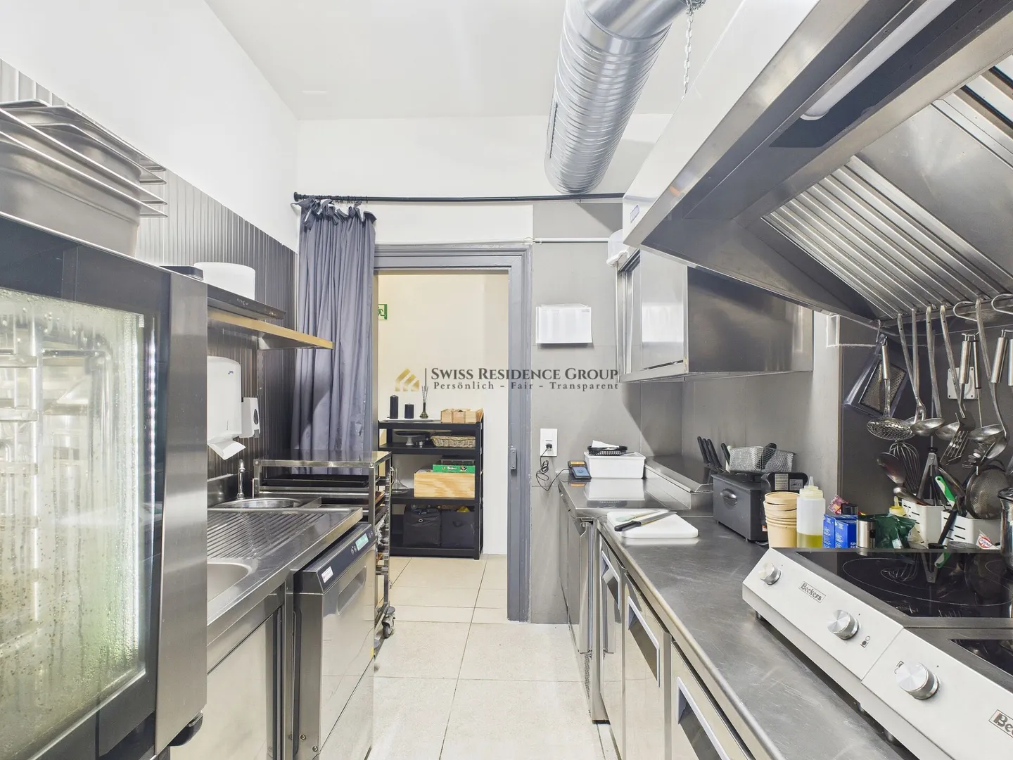Ready-to-use gastronomy space with terrace in excellent Zurich location - Photo 6 of 12