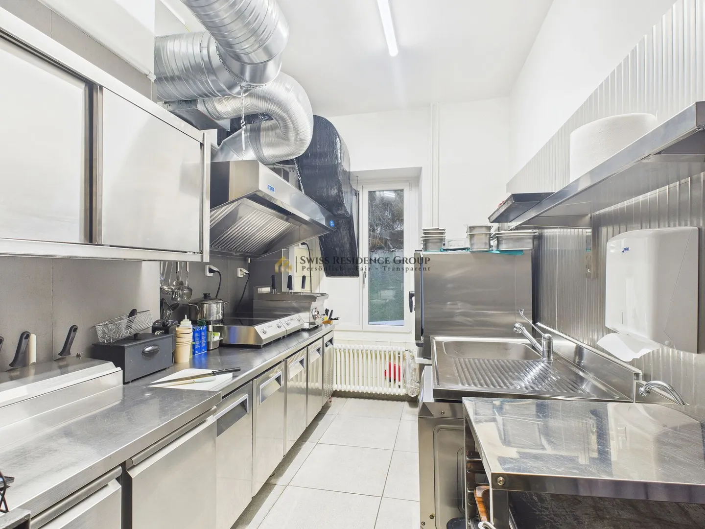Ready-to-use gastronomy space with terrace in excellent Zurich location - Photo 7 of 12