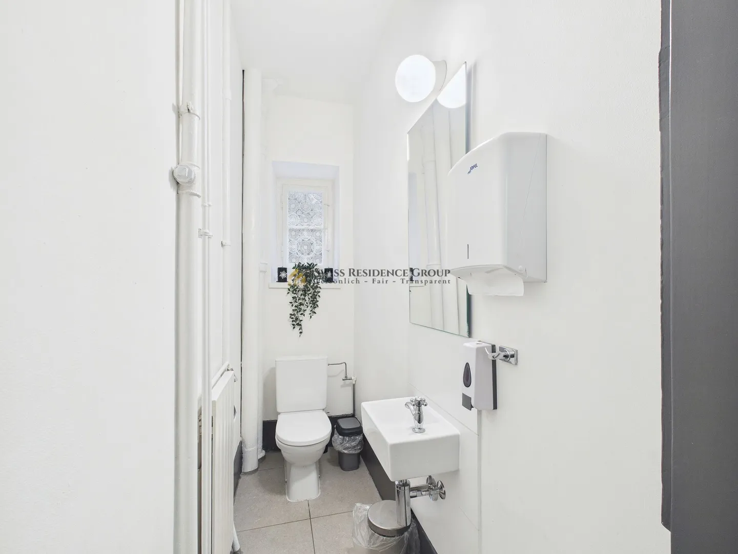 Ready-to-use gastronomy space with terrace in excellent Zurich location - Photo 8 of 12