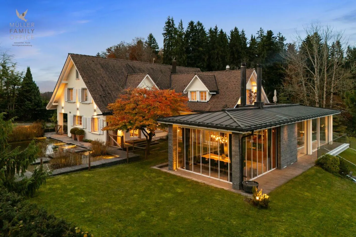 Luxurious Panorama Villa with Outdoor Pool, Wellness Oasis and Dreamlike Views - Photo 1 of 12