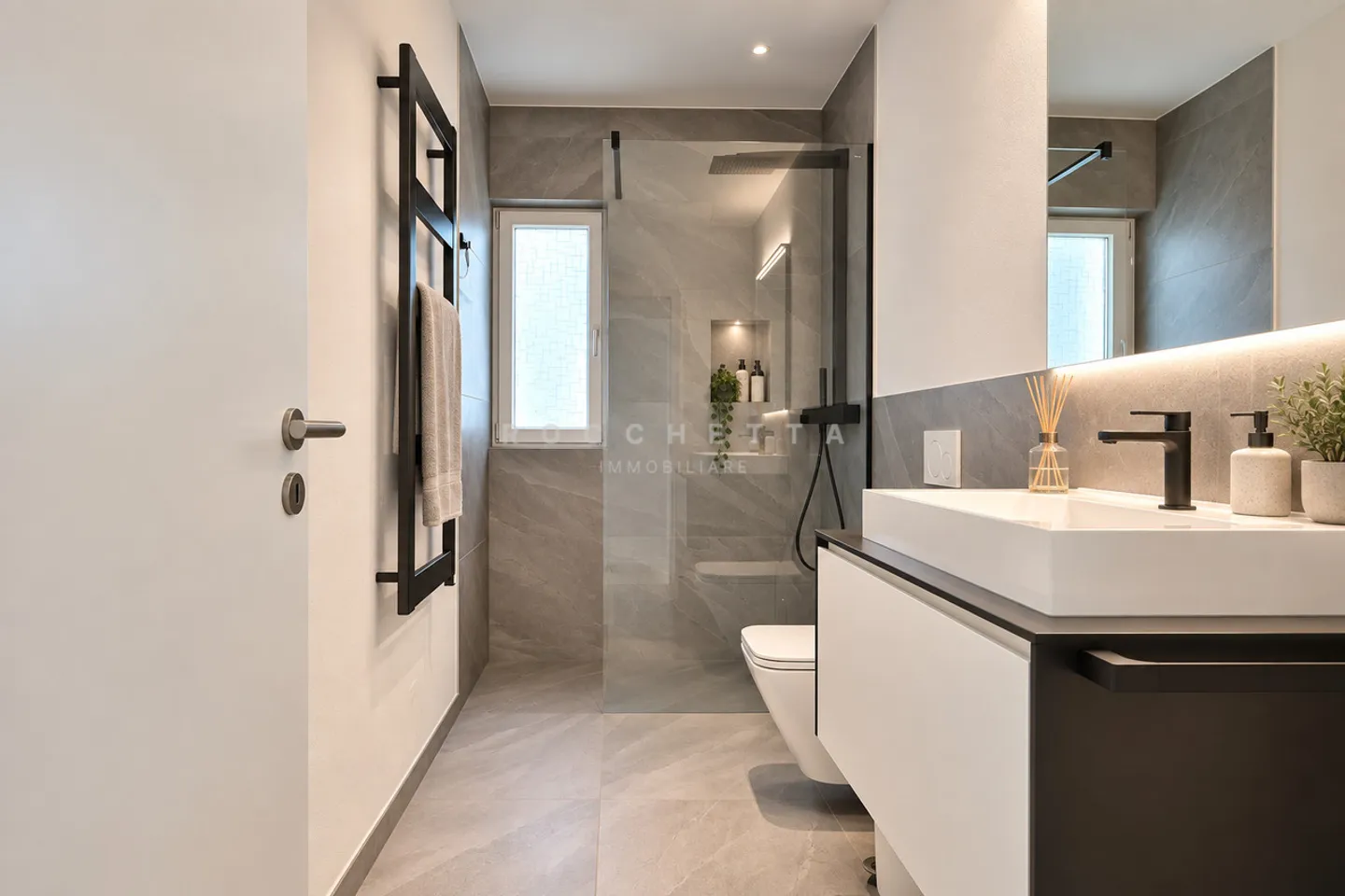 Lifestyle with a view – exclusive penthouse in Gordola - Photo 14 of 15