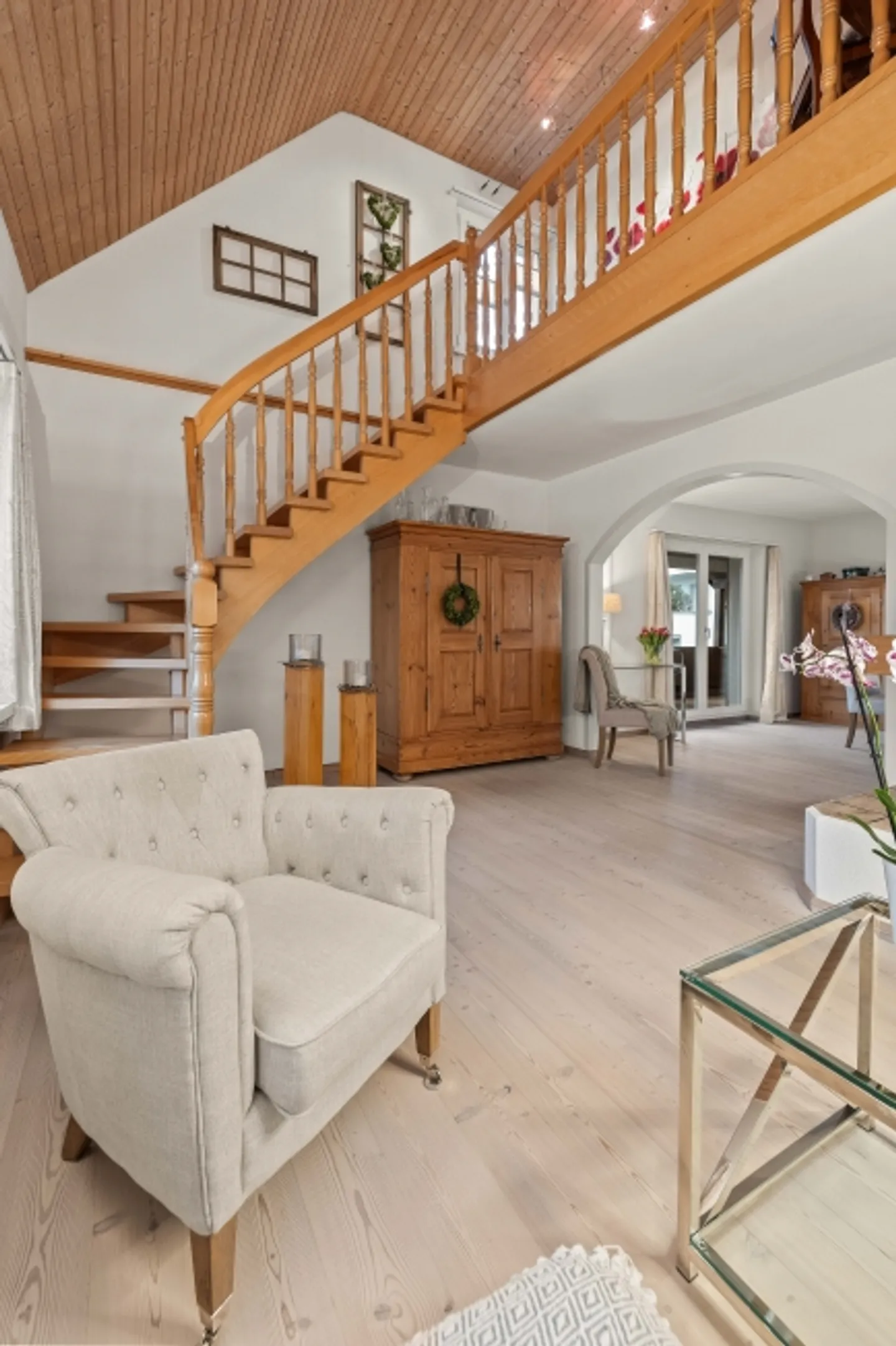 «CASA BIFAMILIARE CON MOLTO POTENZIALE A UN PREZZO ATTRATTIVO» - Foto 7 di 8