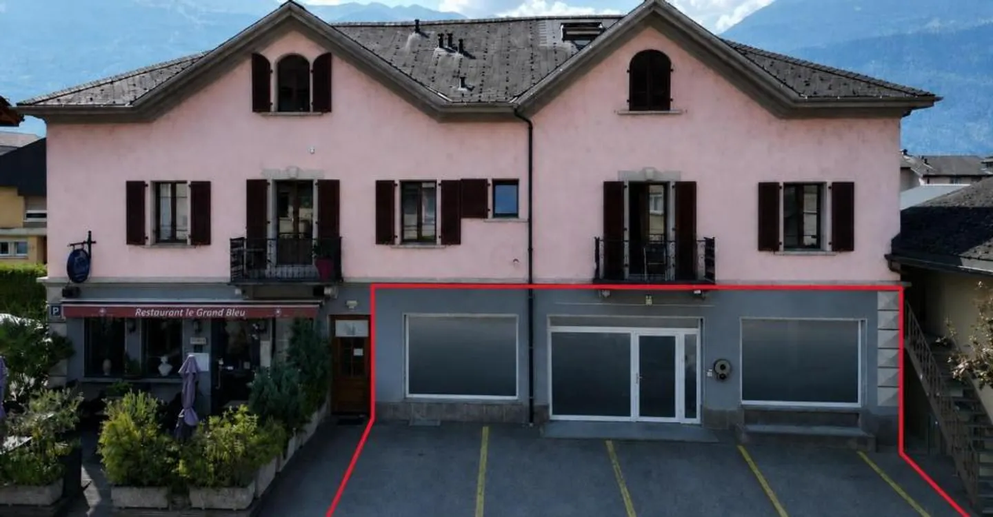 Werkstatt und Büros mit Lagerfläche 427m2 in Conthey - Foto 2 von 7