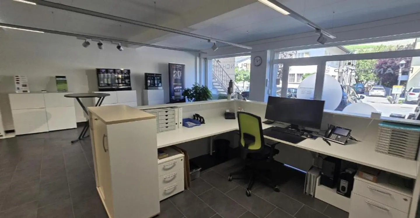 Werkstatt und Büros mit Lagerfläche 427m2 in Conthey - Foto 4 von 7