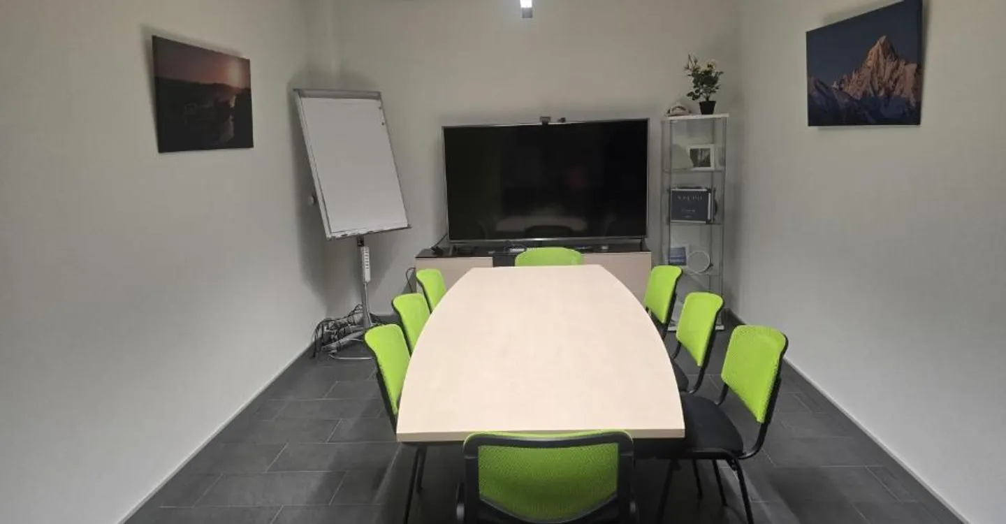 Werkstatt und Büros mit Lagerfläche 427m2 in Conthey - Foto 3 von 7