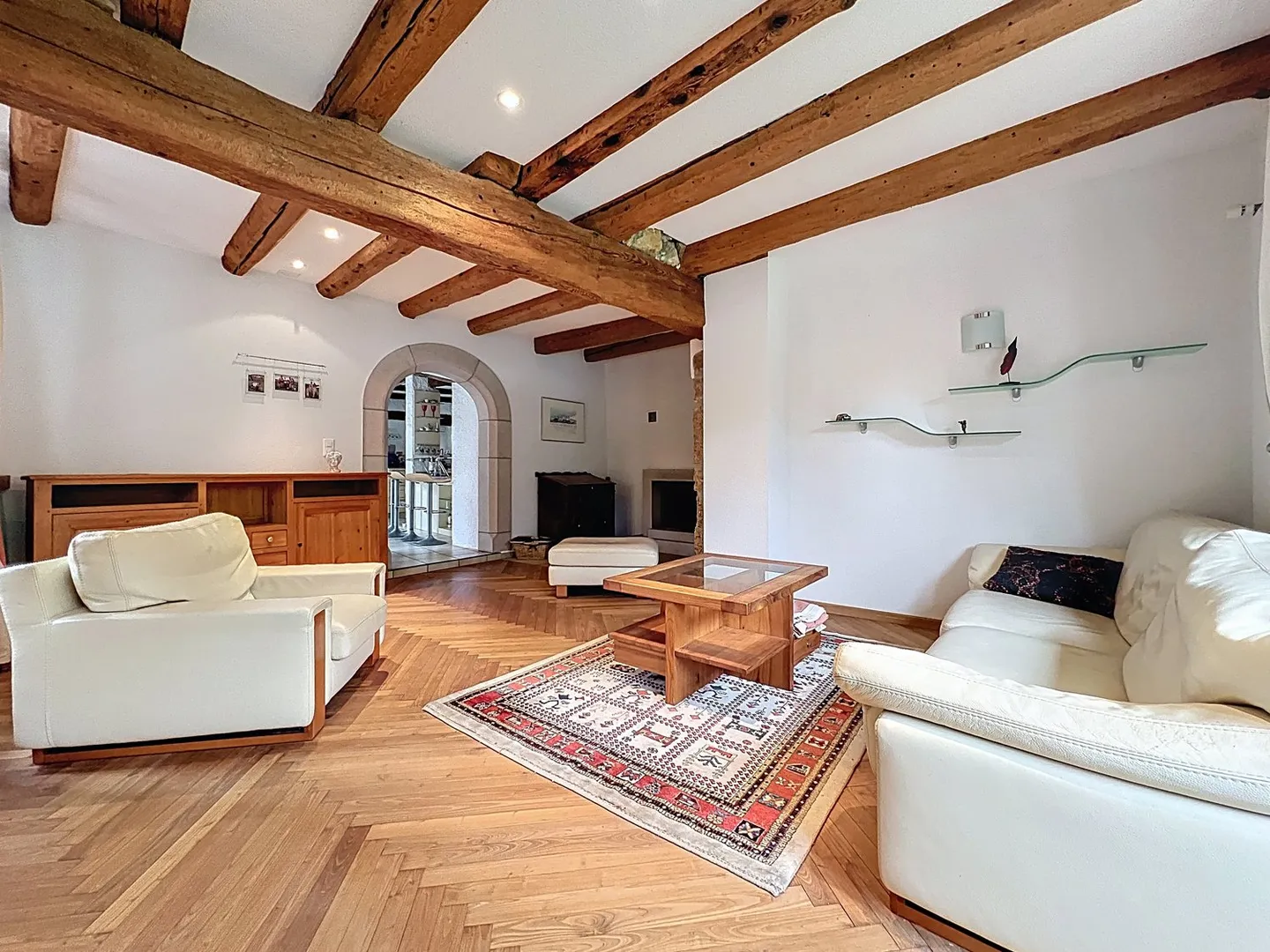 Your future dream property is waiting for you in Au Landeron! - Photo 1 of 12