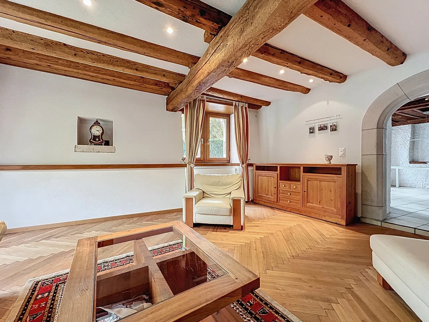 Your future dream property is waiting for you in Au Landeron! - Photo 2 of 12