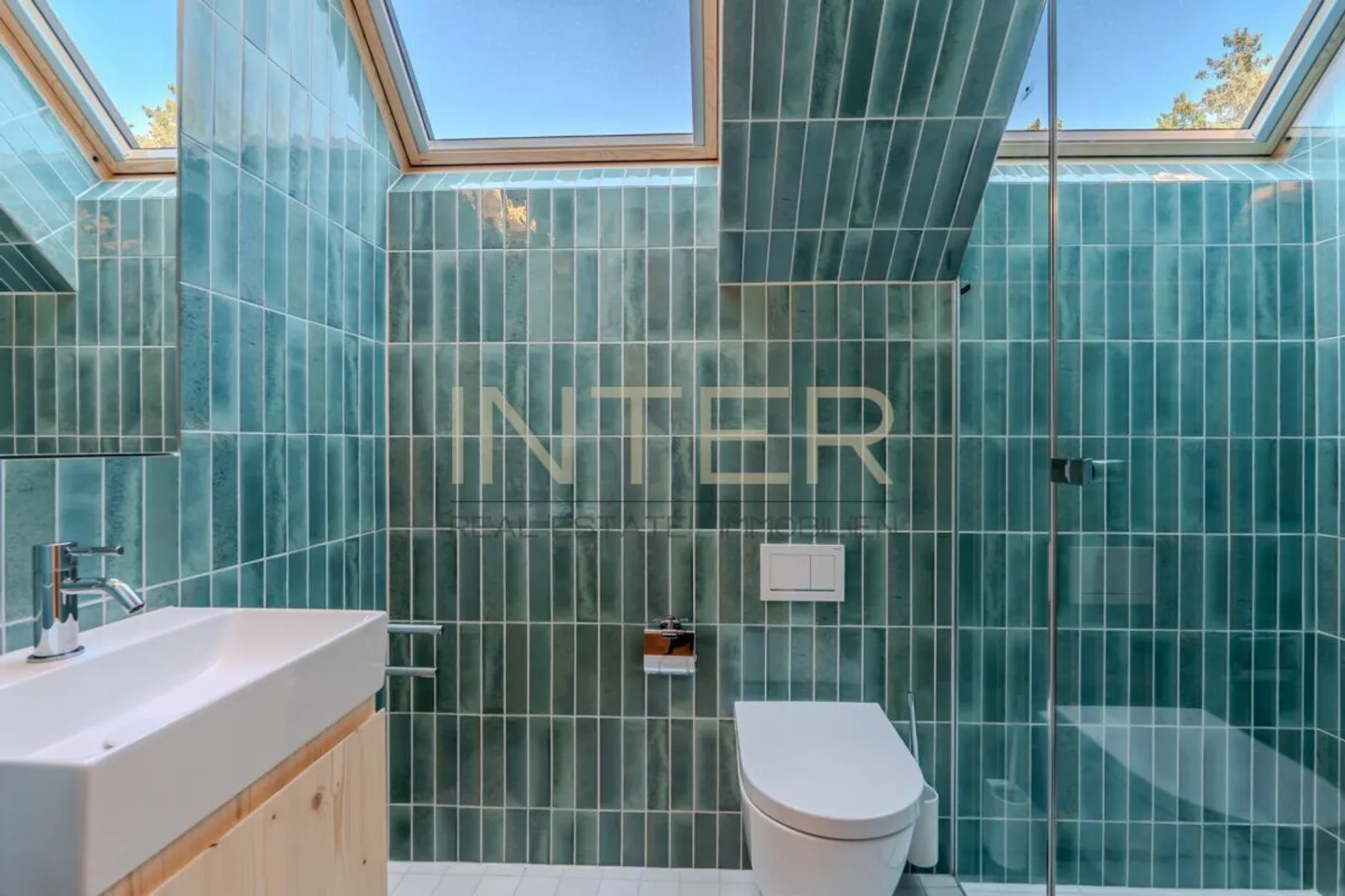 Première occupation à Risch : Maisonette exclusive de 4,5 pièces avec galerie, cheminée et deux loggias - Photo 17 sur 30