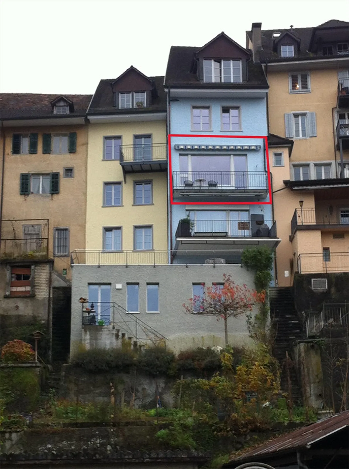 Condominium attrayant avec grand balcon et rendement brut de 4,65 % - Photo 1 sur 10