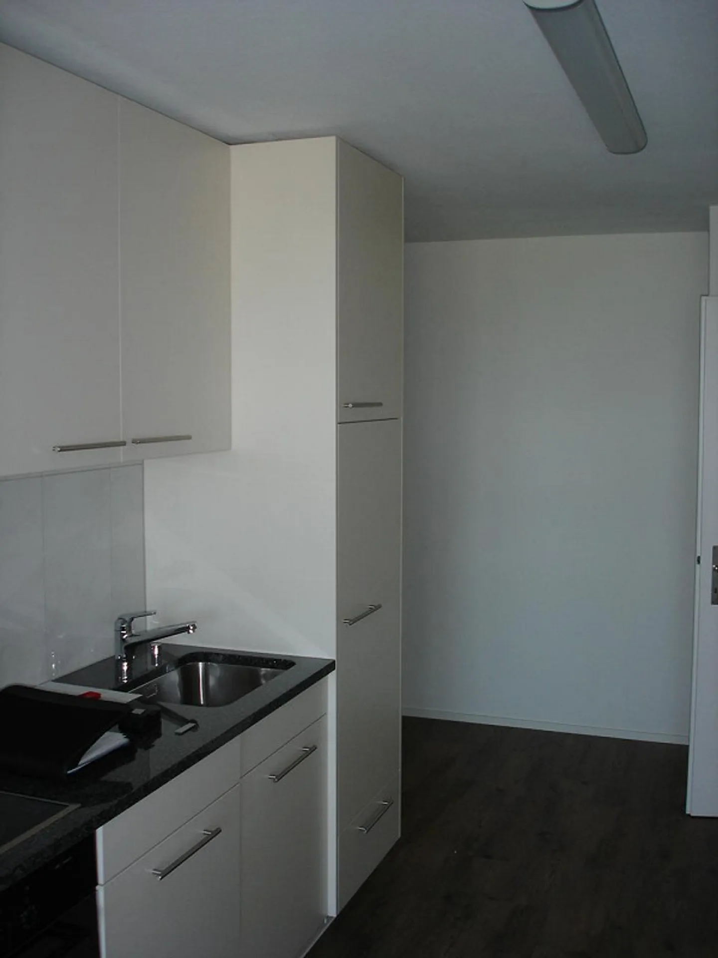 Condominium attrayant avec grand balcon et rendement brut de 4,65 % - Photo 8 sur 10
