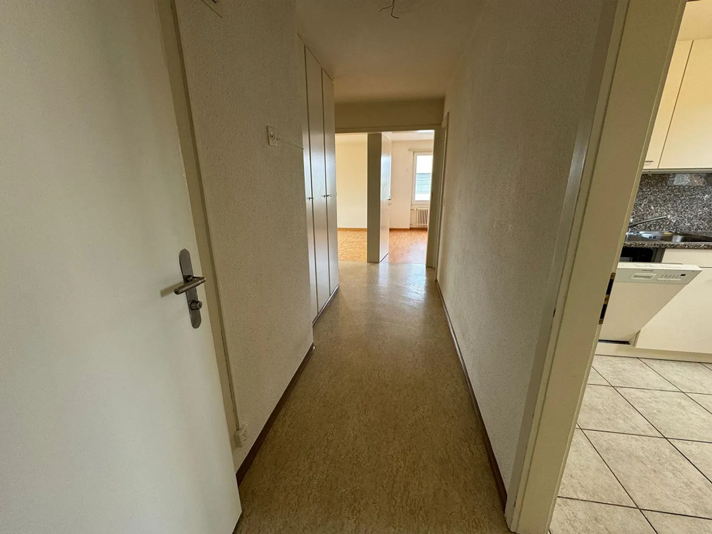 Appartement confortable de 3,5 pièces à Zwillikon - Photo 1 sur 5
