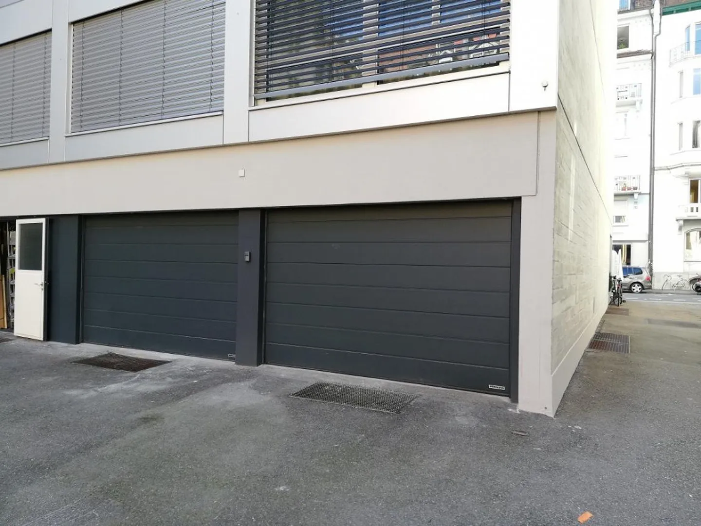 Your garage in the city center - Photo 1 of 2