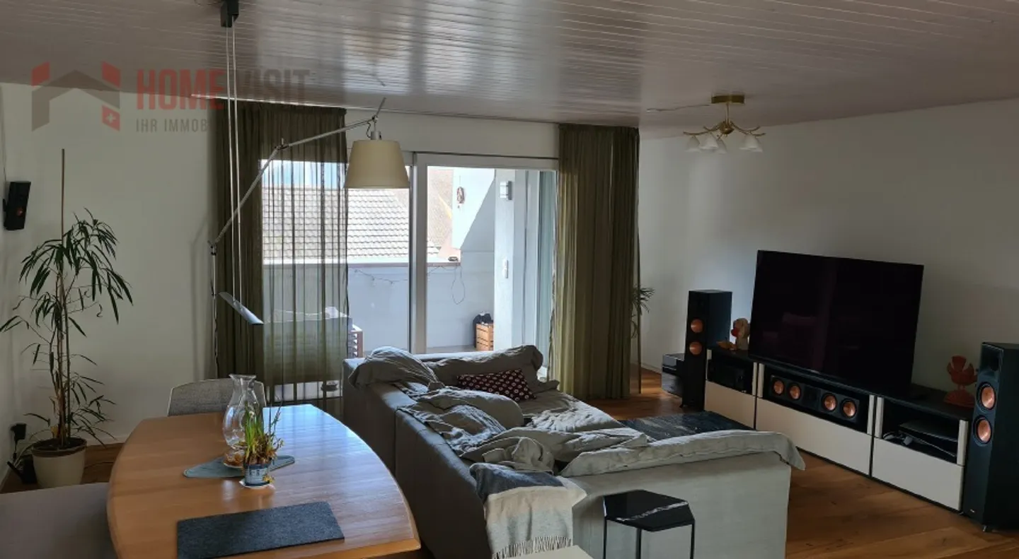 Modern penthouse apartment with premium features & expansion potential - Photo 2 of 7