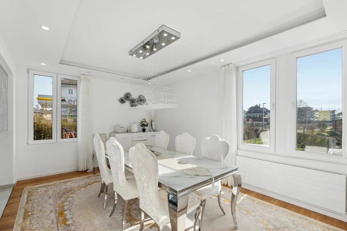 Charmantes Familienhaus mit Garten - Foto 6 von 10