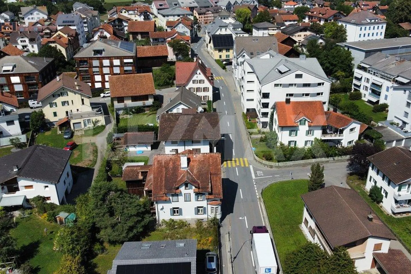 Historisches Dreifamilienhaus mit Charme und Potenzial - Foto 9 von 9