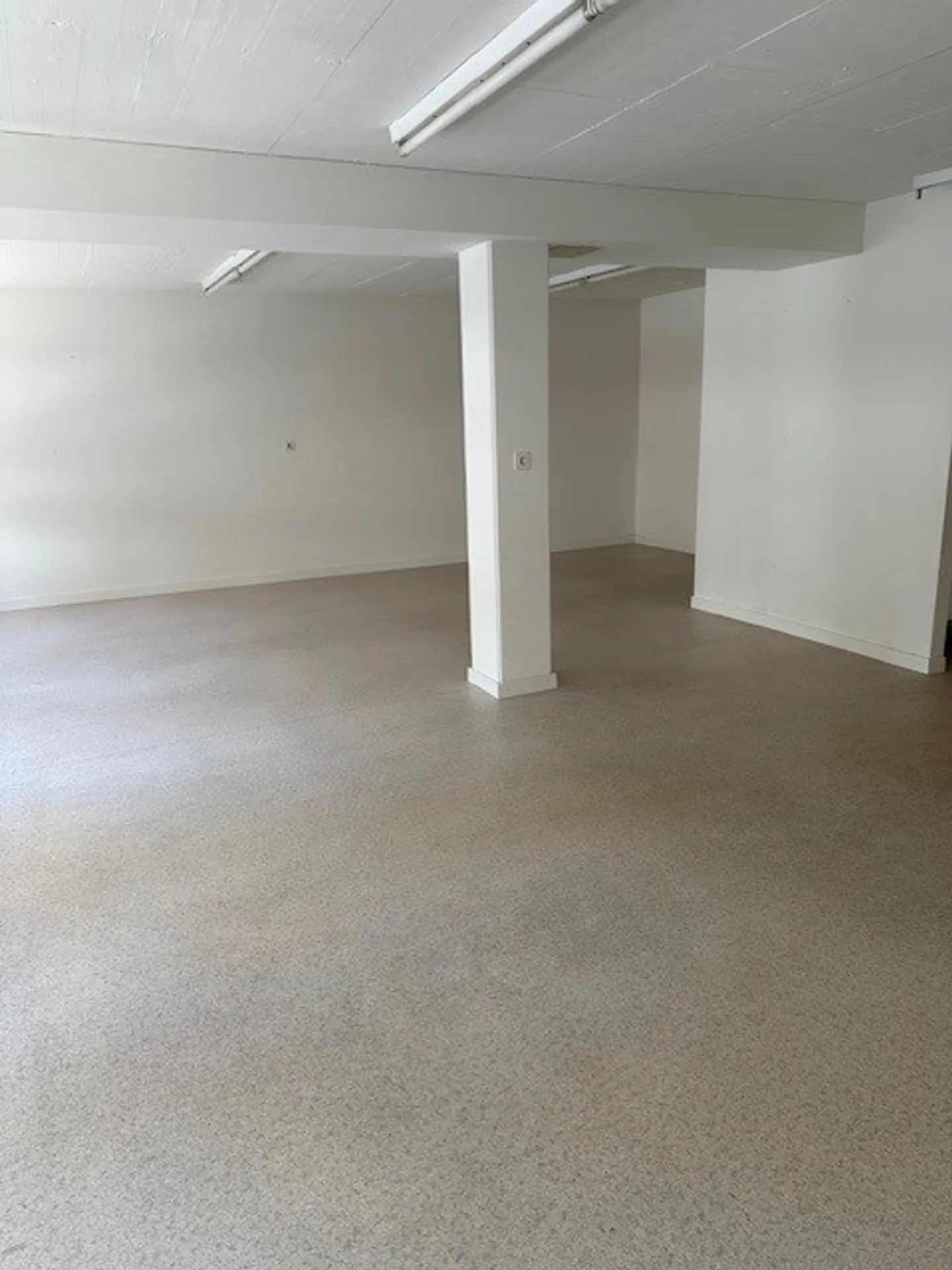 Mehr Raum für Ihre Geschäftsideen! Herbstaktion:1 Nettomietzins geschenkt. - Foto 2 von 11