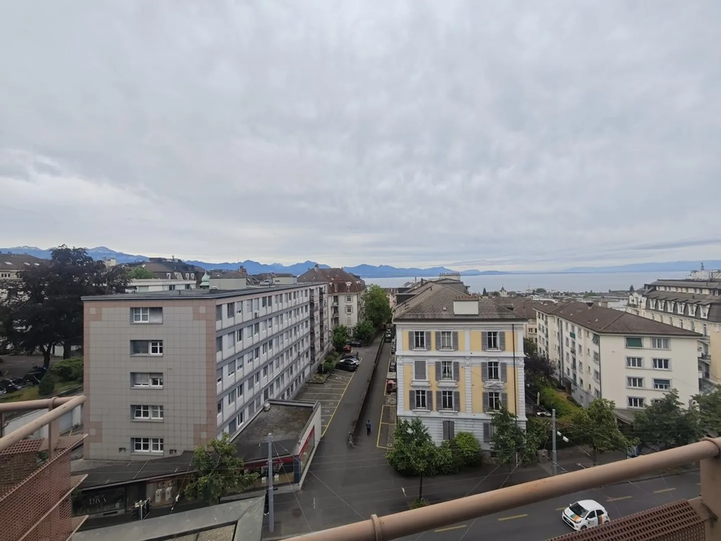 Wunderschöne Wohnung mit Seeblick - Foto 1 von 7
