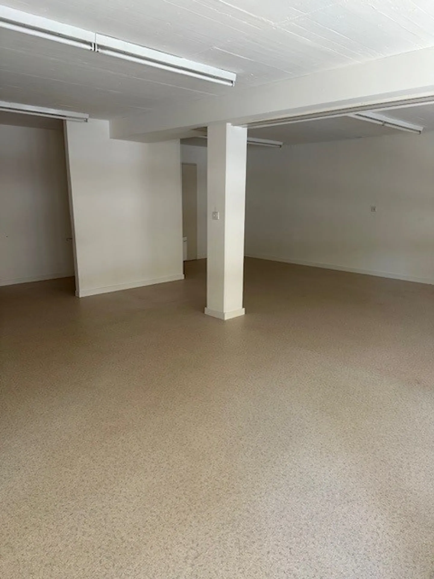 Mehr Raum für Ihre Geschäftsideen! Herbstaktion:1 Nettomietzins geschenkt. - Foto 9 von 11