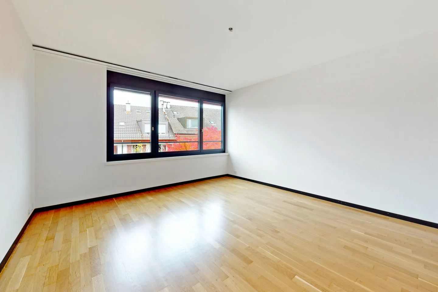 Exclusive apartment in a quiet residential area! - Photo 8 of 13