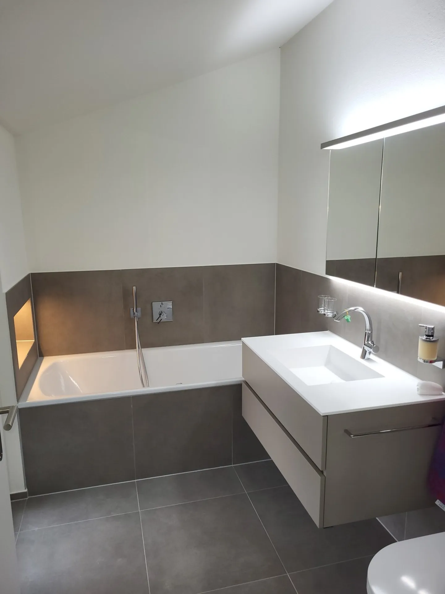 Appartamento Attico Esclusivo con Vista Lago - Foto 5 di 8