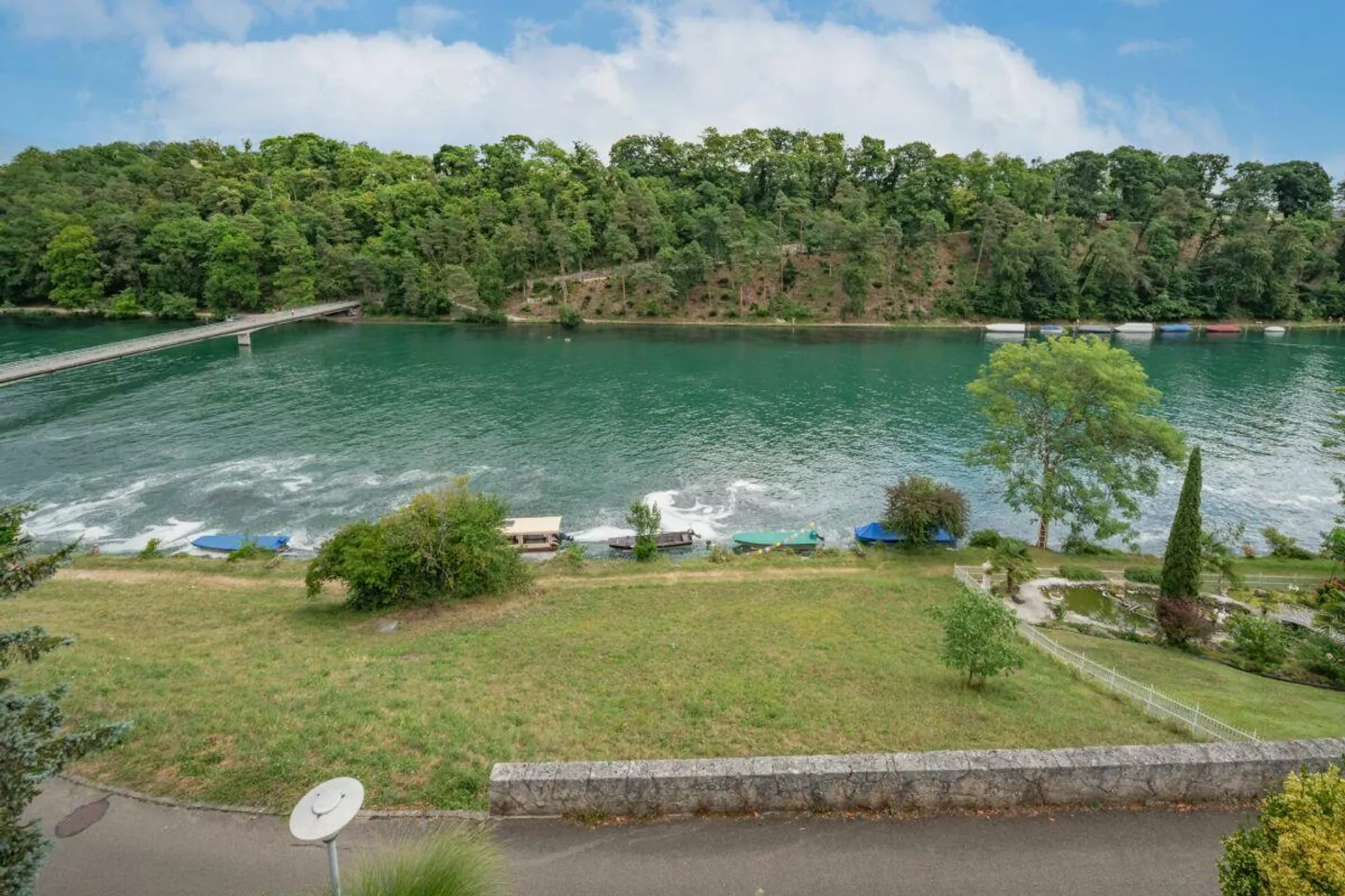 Eigenständige Liegewiese (481m²) - Photo 1 of 3