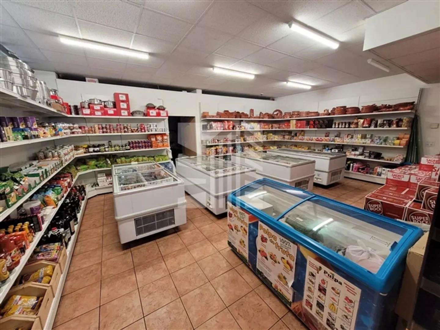 Negozio specializzato nel centro di Vevey - Foto 4 di 11