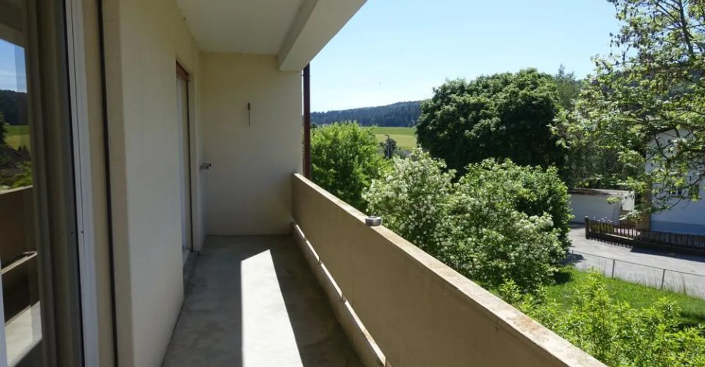 Maison familiale à Tramelan - Photo 3 sur 15