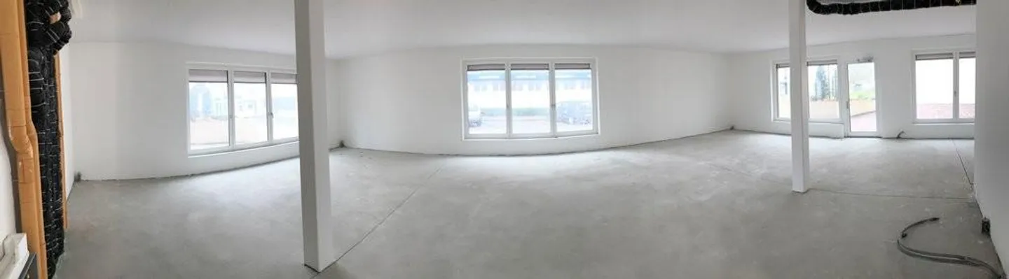 Space for Ideas: Versatile Commercial Space with Development Potential - Photo 3 of 5