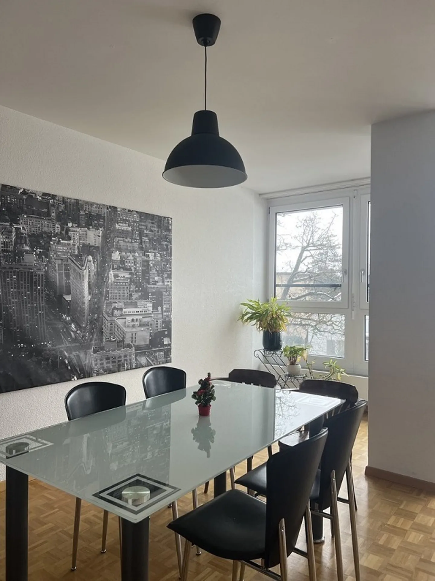 Apartment for rent - Photo 2 of 9