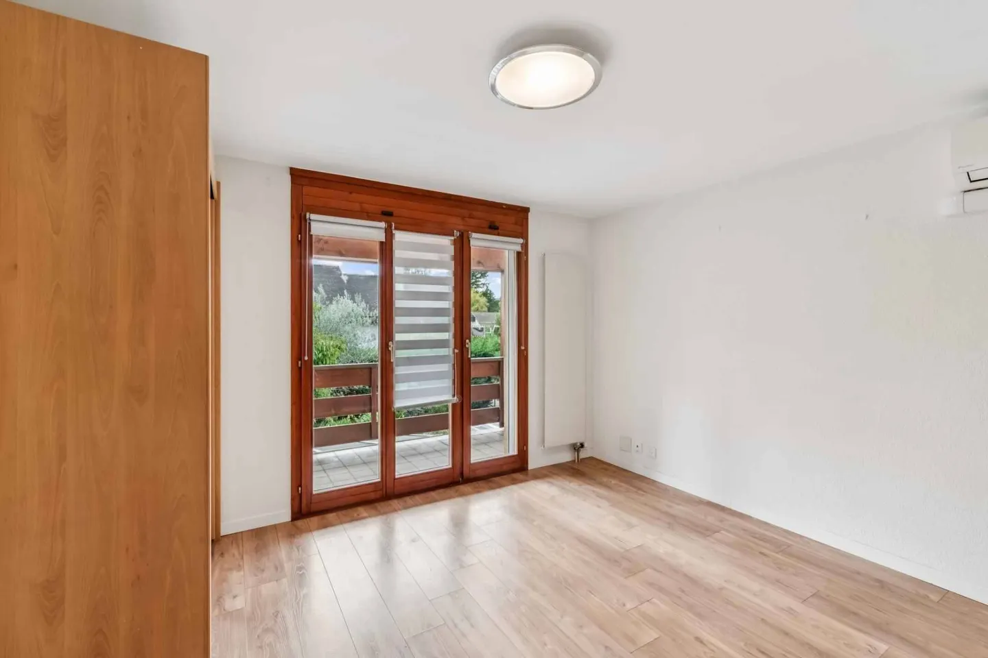 Schöne Familienvilla, in absoluter Ruhe und nur wenige Schritte vom See entfernt - Foto 7 von 11