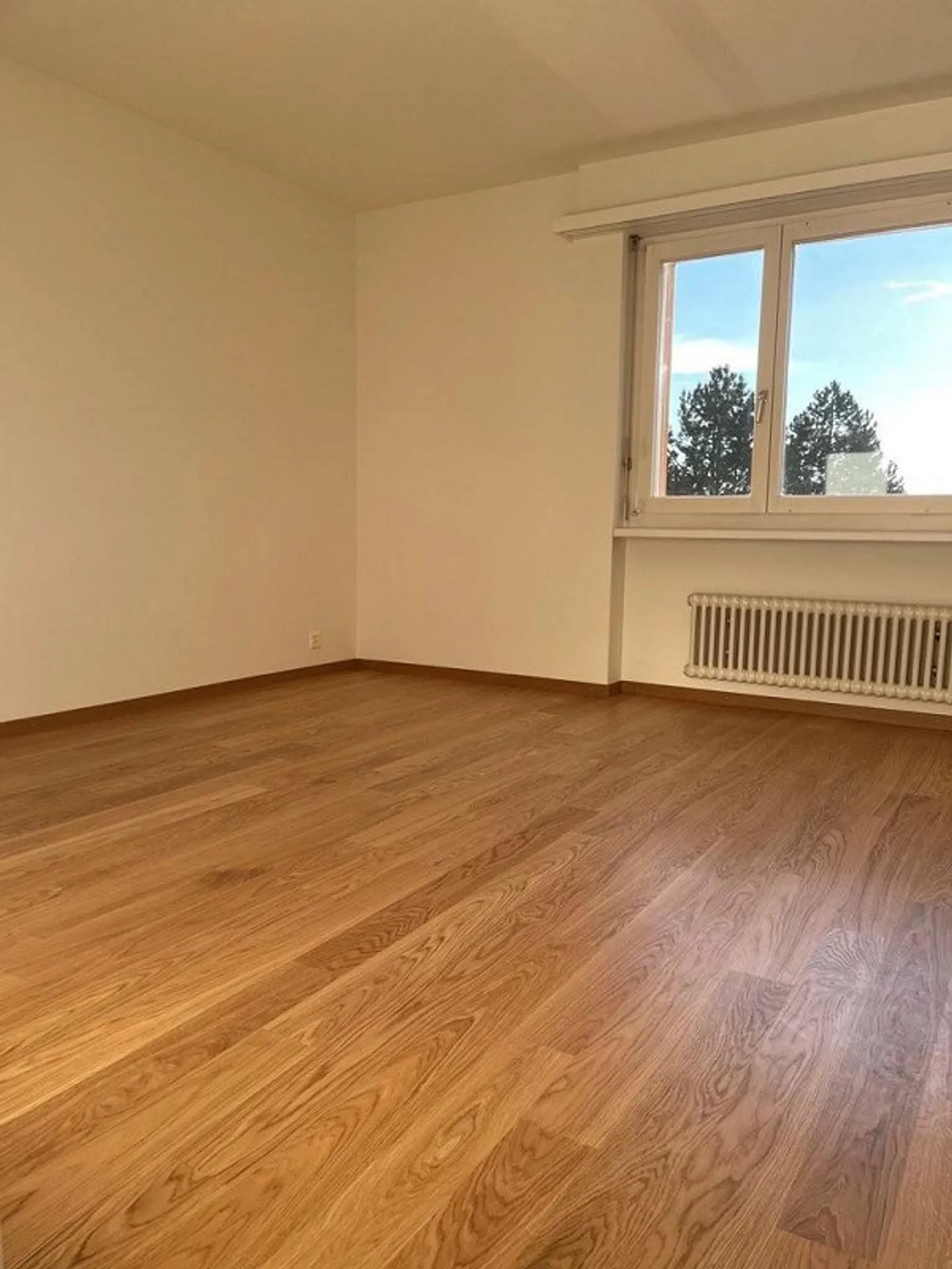 2.0 Zimmer Wohnung mit Gartensitzplatz - Foto 3 von 5