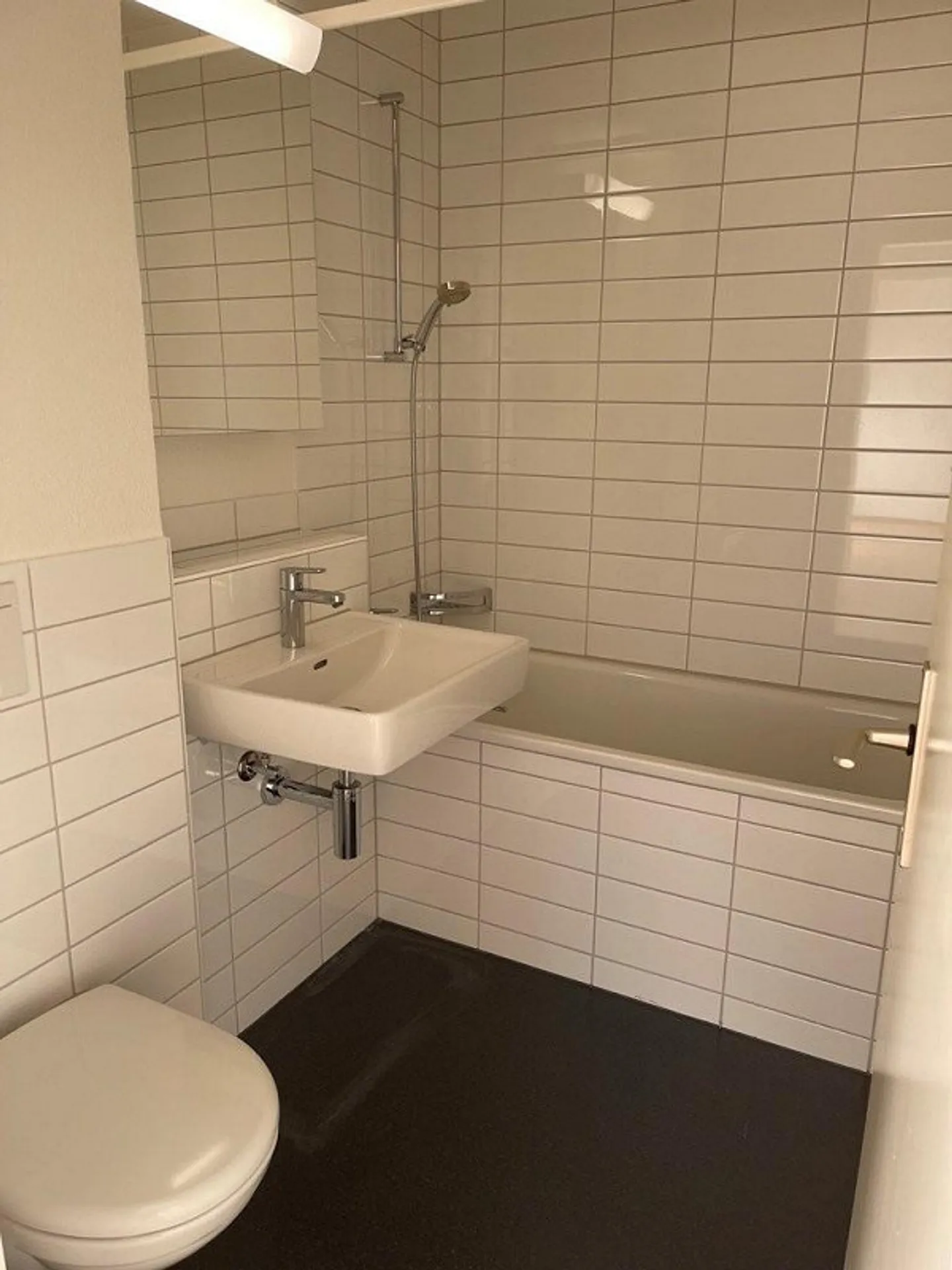 2.0 Zimmer Wohnung mit Gartensitzplatz - Foto 4 von 5