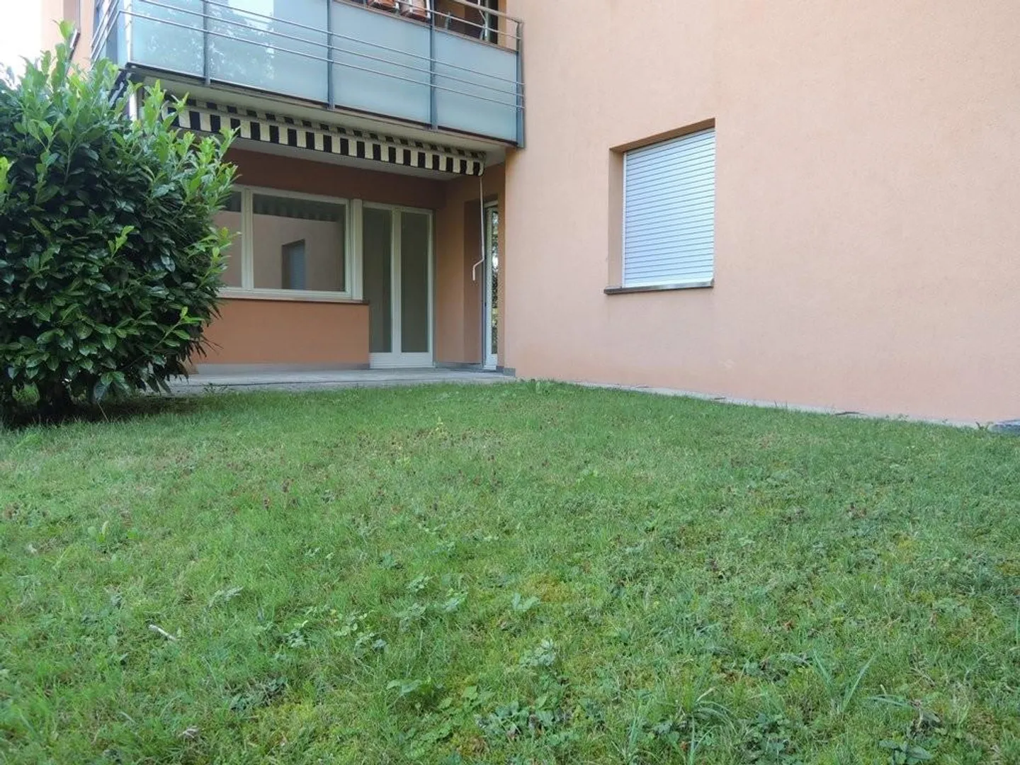 2.0 Zimmer Wohnung mit Gartensitzplatz - Foto 5 von 5