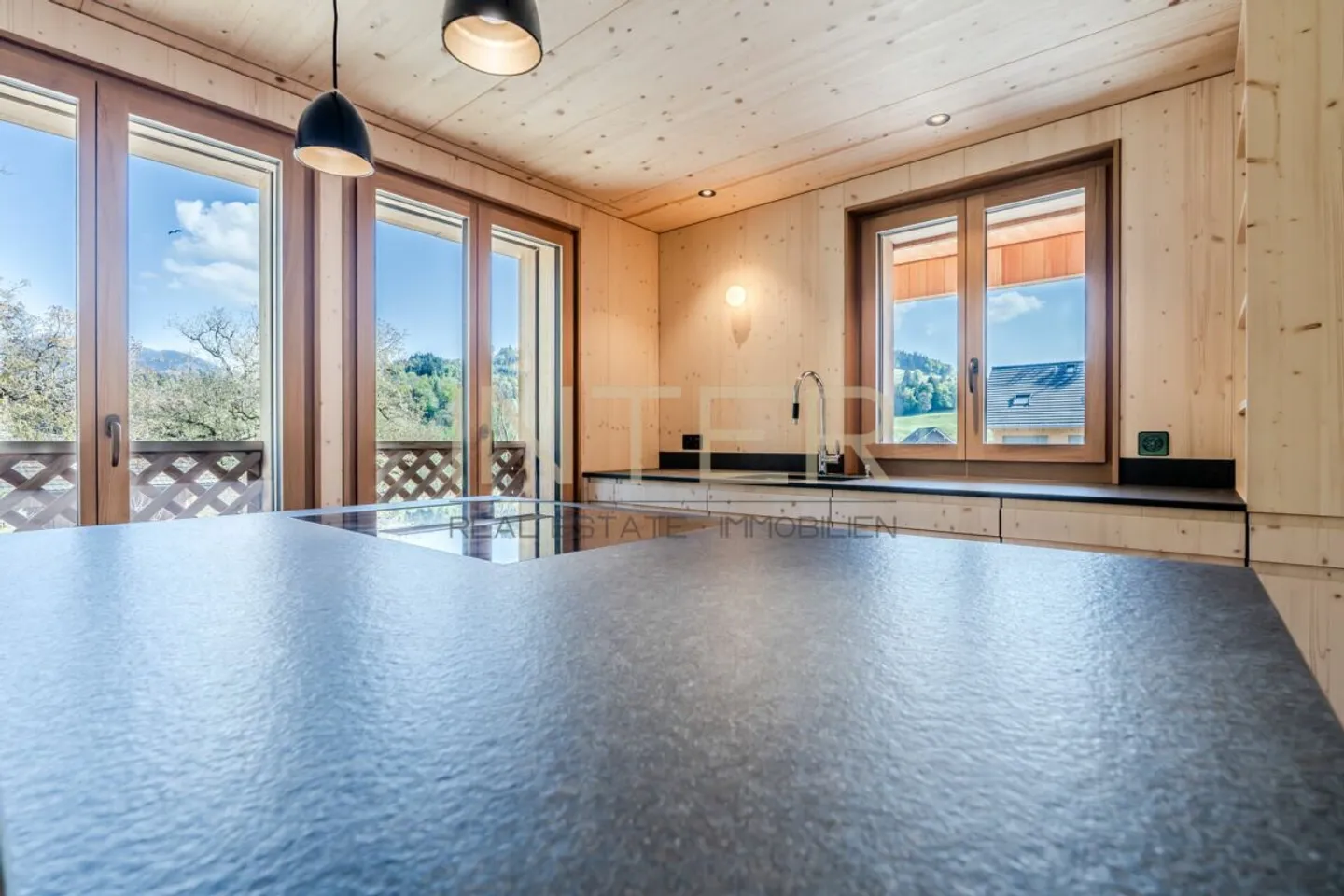 Exklusive 3.5-Zimmerwohnung in Risch - Foto 2 von 25