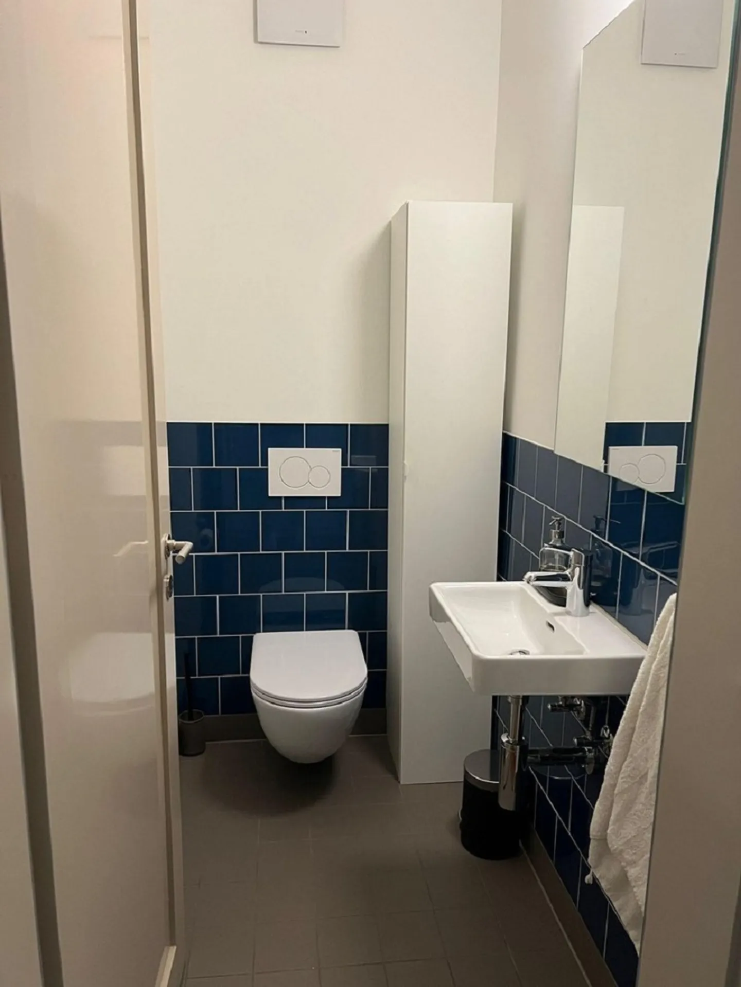 Apartment for rent - Photo 2 of 8