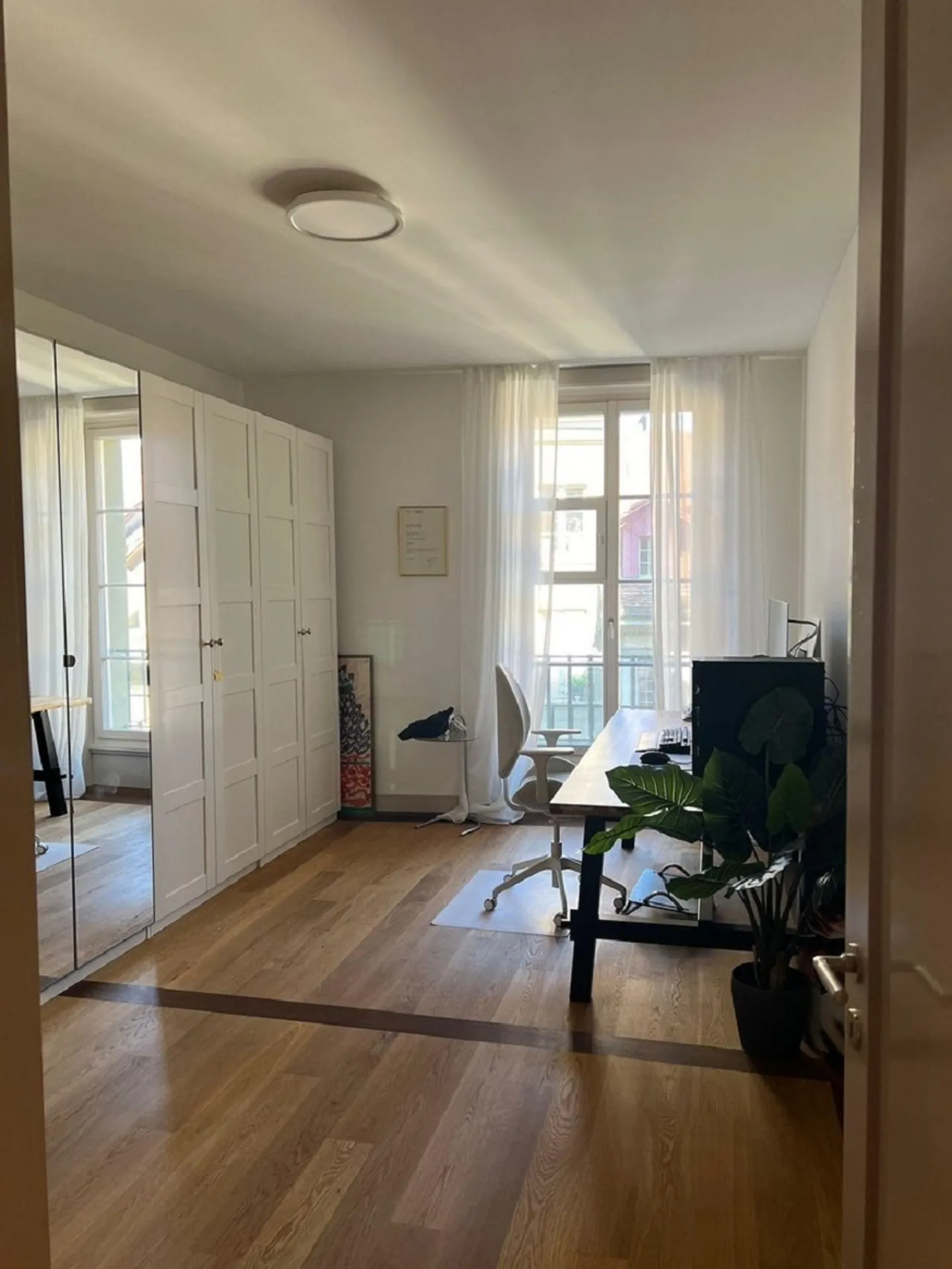 Apartment for rent - Photo 5 of 8