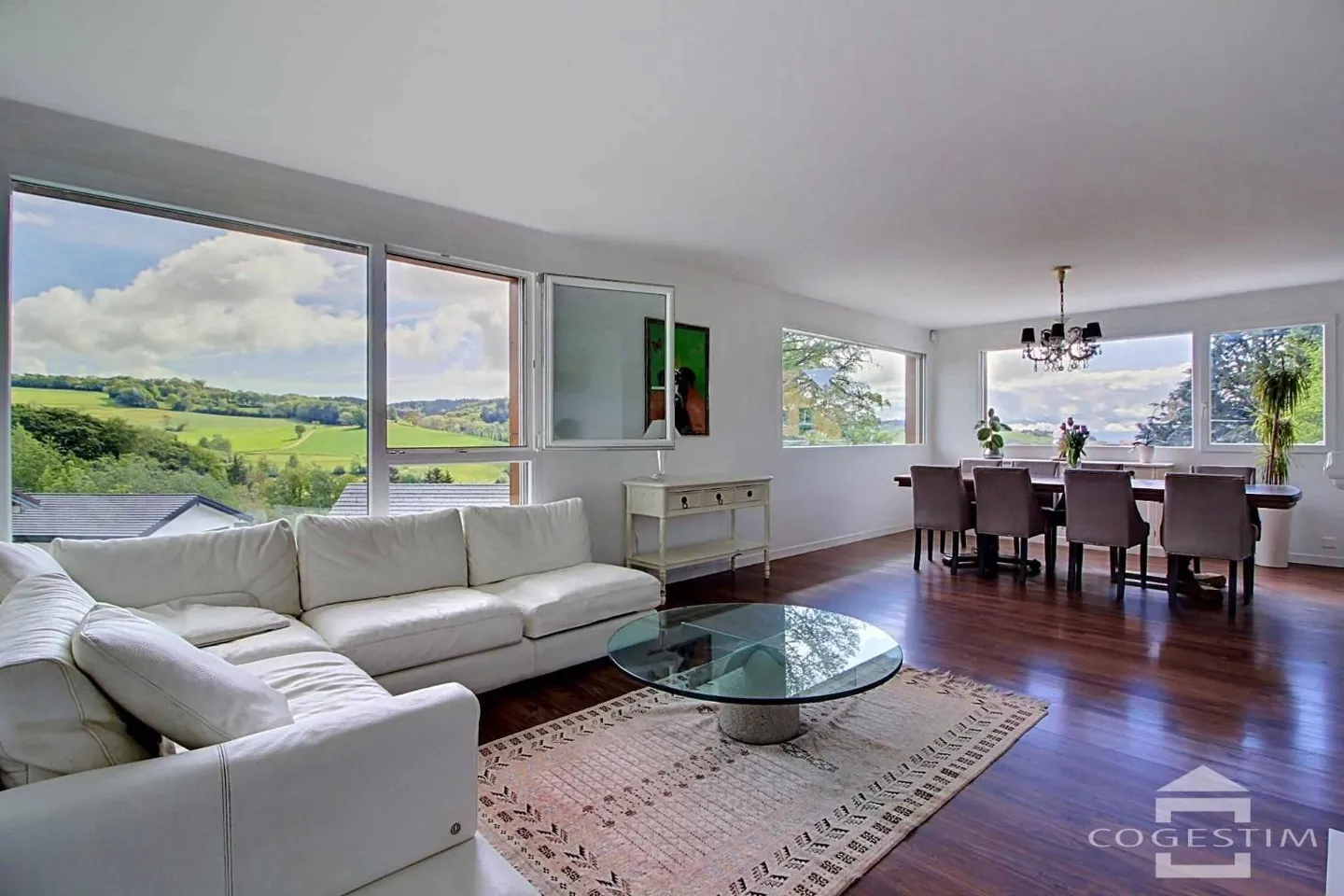 Magnifique Villa dans un Cadre Paisible - Photo 2 sur 13