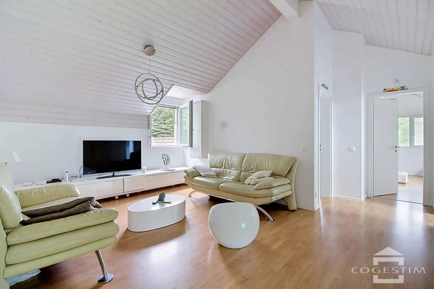 Magnifique Villa dans un Cadre Paisible - Photo 8 sur 13
