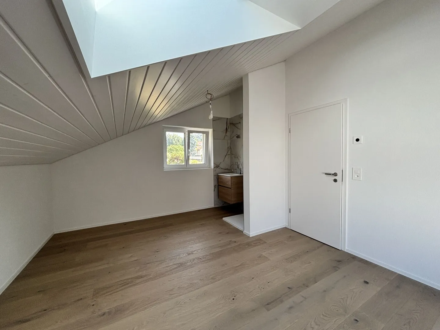 Magnifique appartement en attique - Photo 8 sur 13